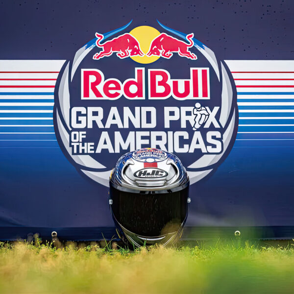 S RPHA12 RedBull Austin GP2 MC21 Road Helmet HJC