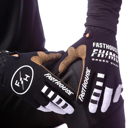 Speed Style Analogue Glove - Black