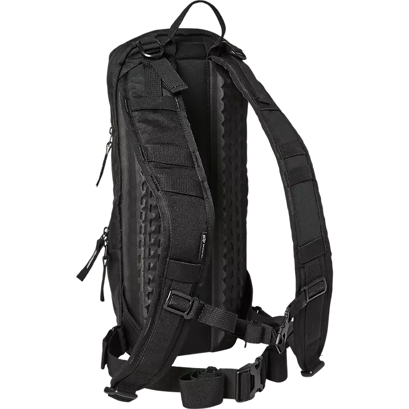 Utility 6 Liter Hydration Pack - Black