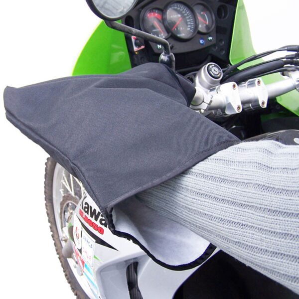 WHITES HANDLEBARS MUFFS ATV /2 WHL /FARM /ENDURO BLK