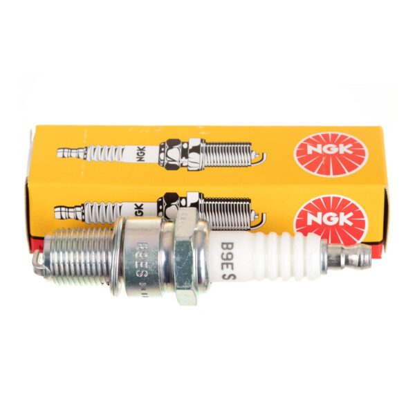 NGK SPARK PLUG B9ES (2611)