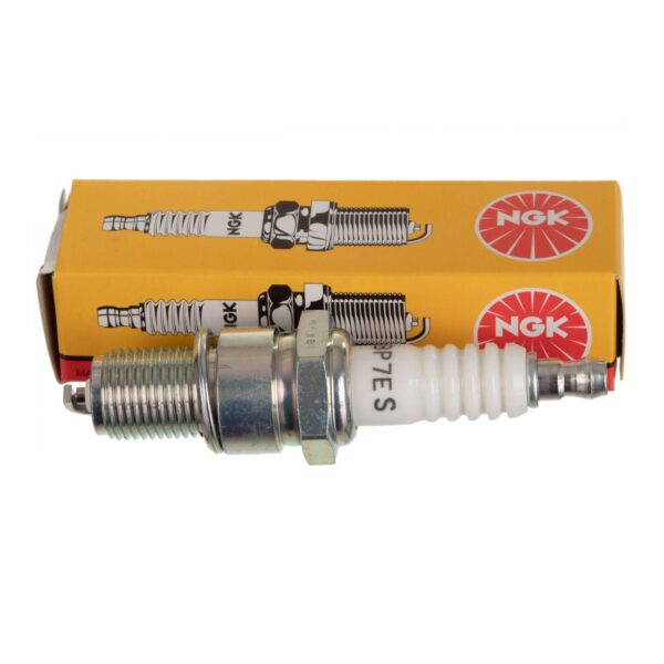 NGK SPARK PLUG BP7ES (2412)
