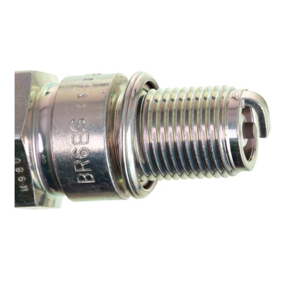 NGK SPARK PLUG BR6ES (4922)